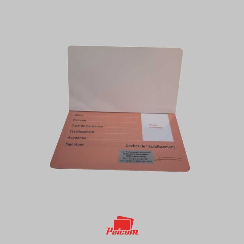 Carte plastique couleur à rabat adhésif (overlay)